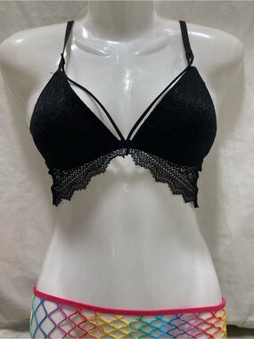Black Lace Strappy Bralette Size M